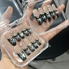 Mudie 純粋な手作りの光療法ウェアラブルネイル、キャットアイバタフライフレンチマニキュア、ダイヤモンドがちりばめられたライトラグジュアリーハイエンドウェアラブルネイル