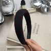 Чёрный с красной бабочкой