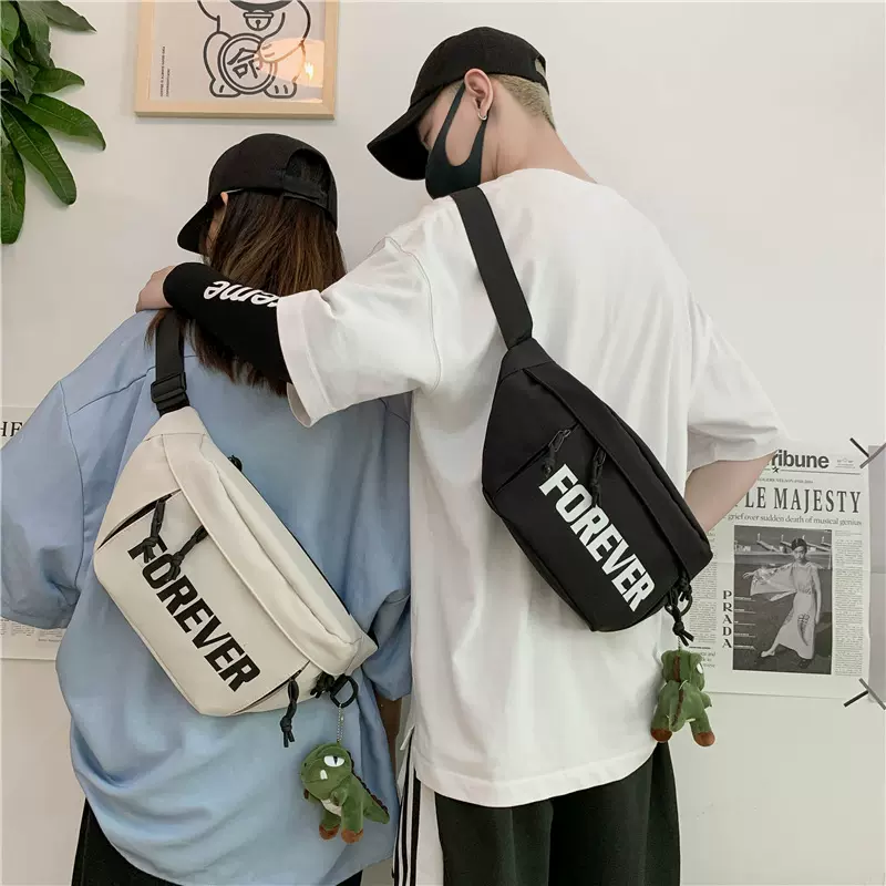 新款字母男士胸包潮酷机车包大容量女士休闲简约斜挎包学生腰包