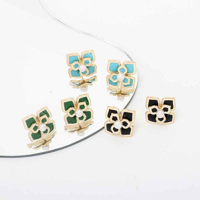 6g Weight Earrings Classification Wedding, Travel Occasion Flower Pattern Women'S Gender Green, Blue, Black Color Wholesale Jewelry Retro Flower Pearl Stud Earrings Nihaojewelry 2
