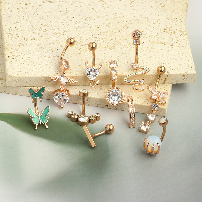 Labret piercing jewelry detail image