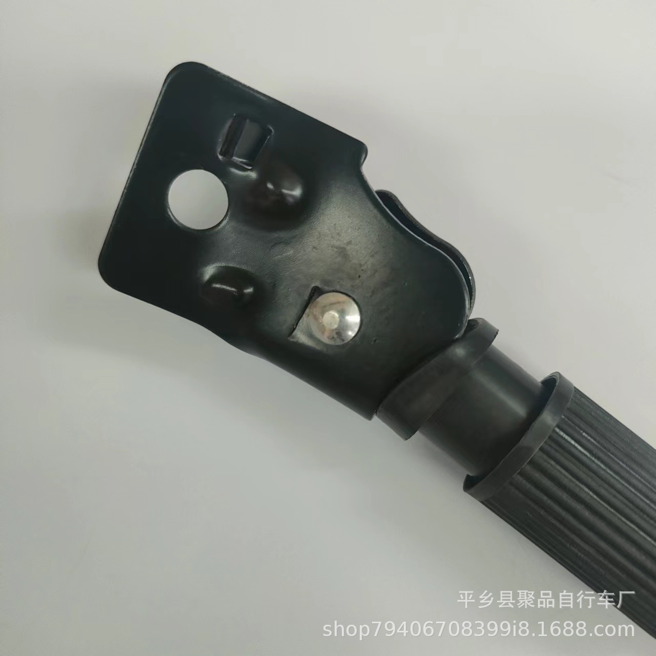 cd6606d9bf1ad7769f12df7f122f73