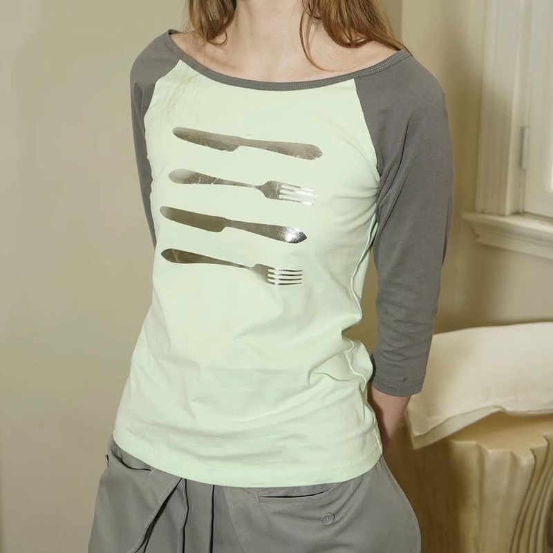 Spring and Autumn Season Casual Chic Unique Personality Three-Quarter Raglan Sleeve Round Neck T-Shirt with Design-Inspired Knife and Fork Print Pullover Spring and Autumn Season Casual Chic Unique Personality Three-Quarter Raglan Sleeve Round Neck T-Shirt with Design-Inspired Knife and Fork Print Pullover