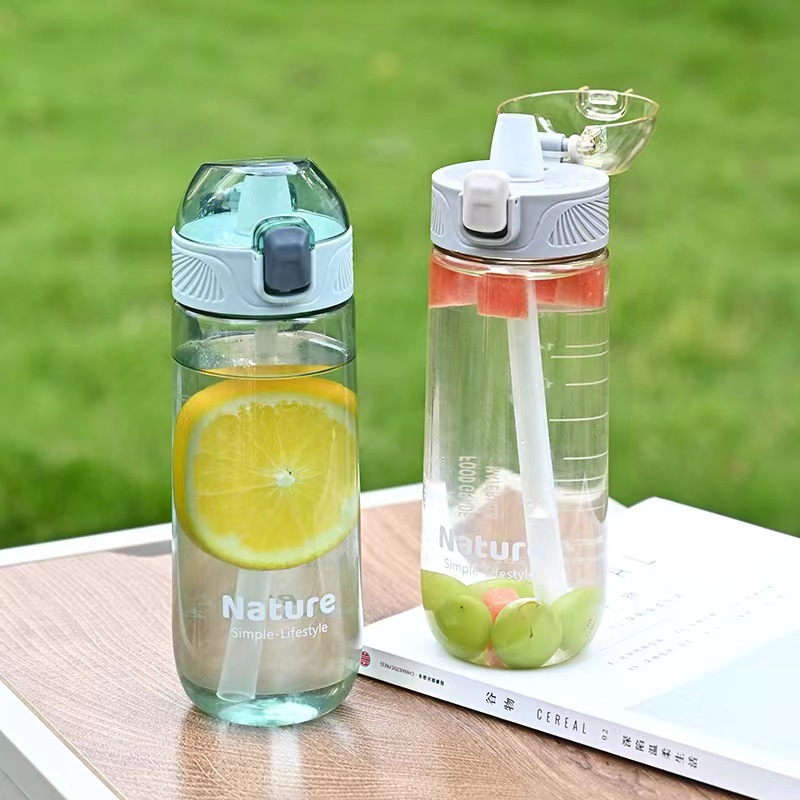 Tongyun taza de plástico al aire libre universal 500ml hervidor creativo mango Universal pico pato paja al por mayor