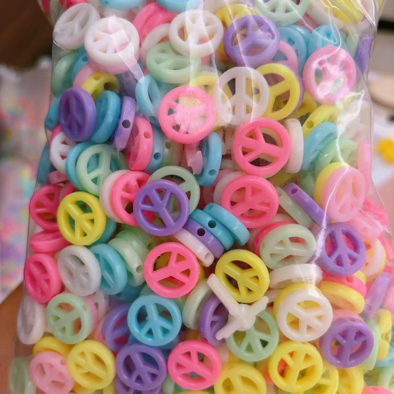2025 Nuevas cuentas de cabello baratas en bolsa nuevas cuentas de plástico de color primavera diy gran agujero image 20