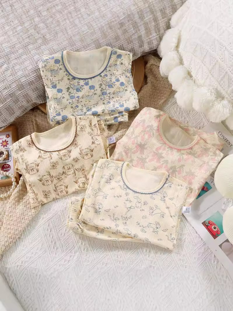 Ropa de otoño de algodón para niños, pantalones largos, pijamas de algodón con tiras verticales deshuesadas para bebés, ropa a domicilio para niños grandes, traje de dibujos animados para niñas