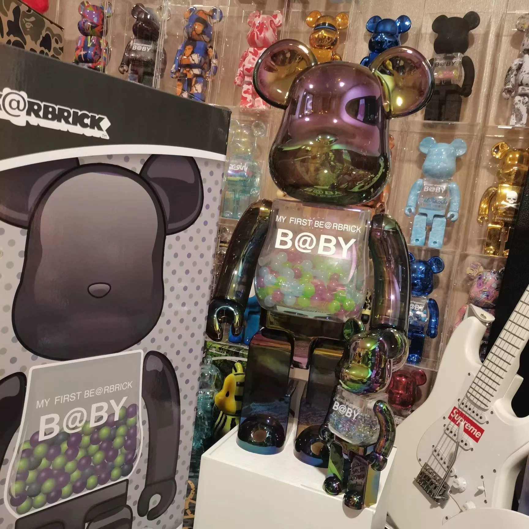 Bearbrick Violent Bear 1000%Plating Tide Playing Bear Hand -Office Toys Home Locker Ladder Van Gogh Qianqiu