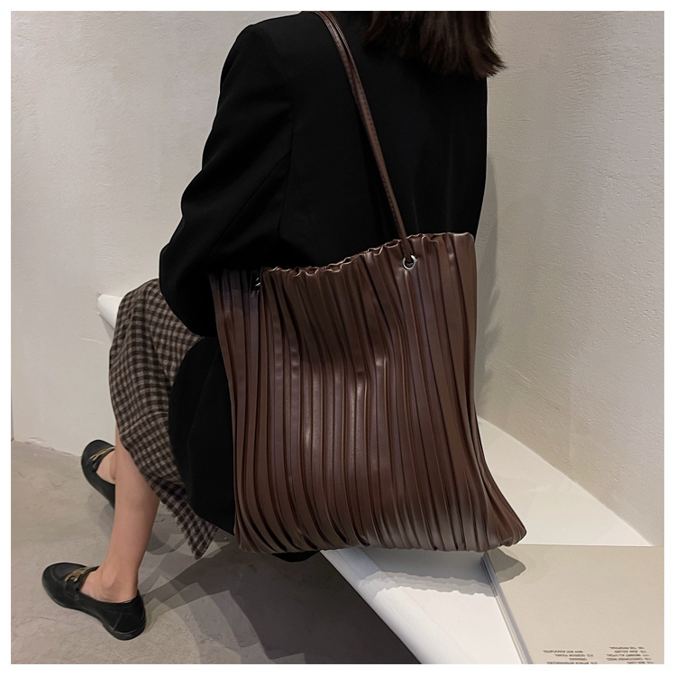 fashion soft leather simple largecapacity fold striped portable tote bagpicture18