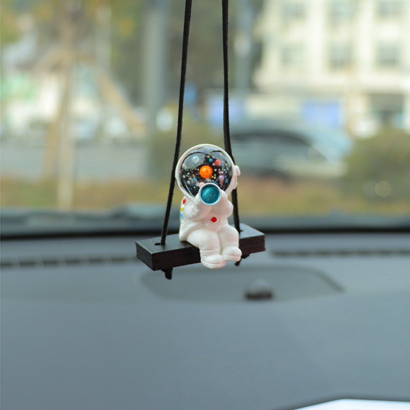 Wholesale a creative astronaut car accessories car accessories car interior accessories car accessories car accessories