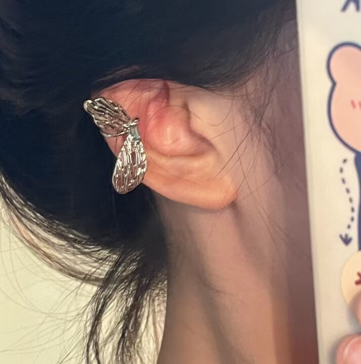 リボンイヤーカフ、ノンホールピアス、イヤーバックル、新しいニッチデザイン、クールスタイル、万能イヤリング、スーパーフェアリージュエリー|undefined