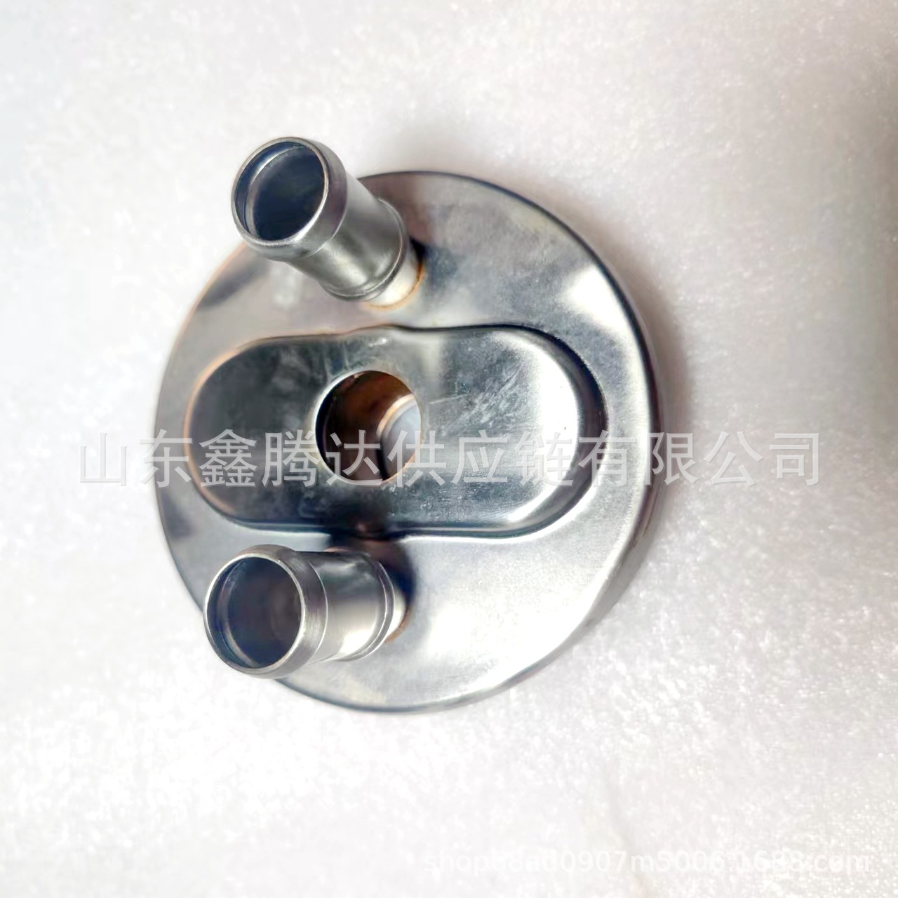 Engine Oil Cooler Suitable for Nissan 21300-8H70 213008H700 Car Radiator