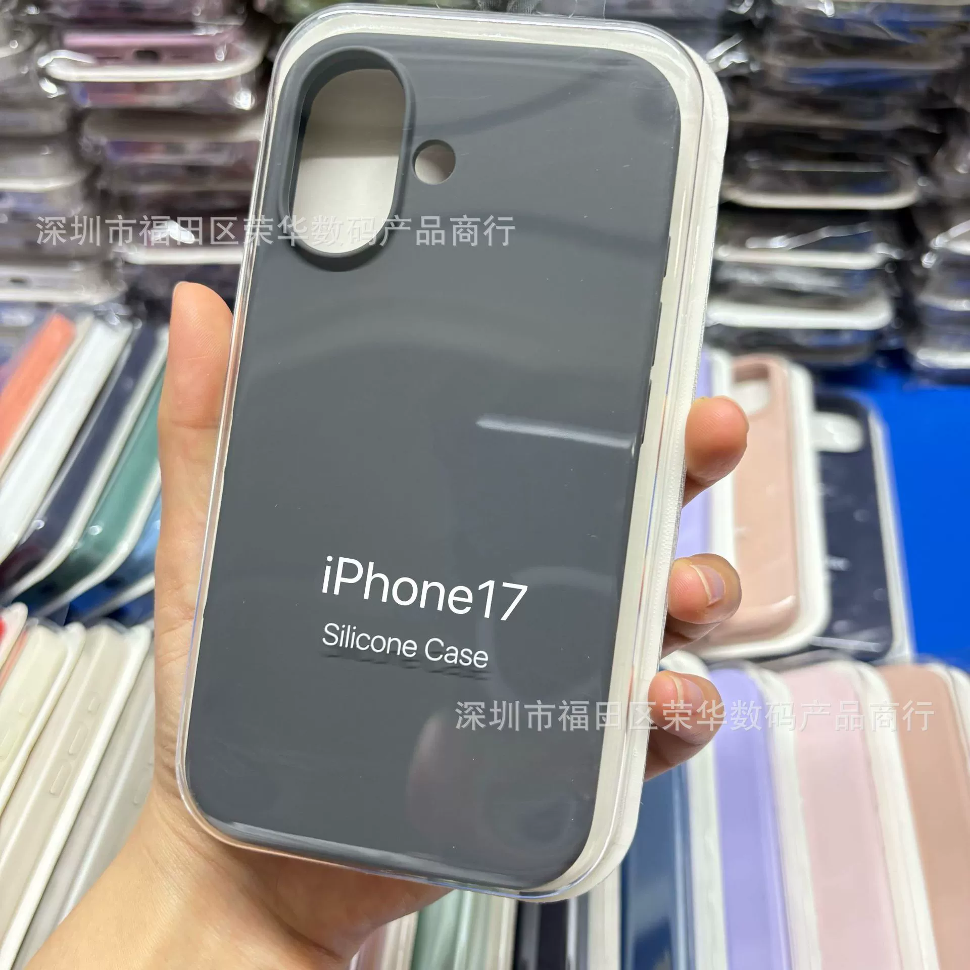 Чехол для телефона Apple iPhone17/iPhone17 Pro/iPhone17 Pro Max — жидкий силикон, кнопка камеры, защита от падений