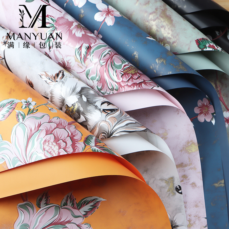 Rosas fragantes retro Papel Ouya Papel de embalaje de ramo de doble cara Material grueso impermeable Material de embalaje de flores