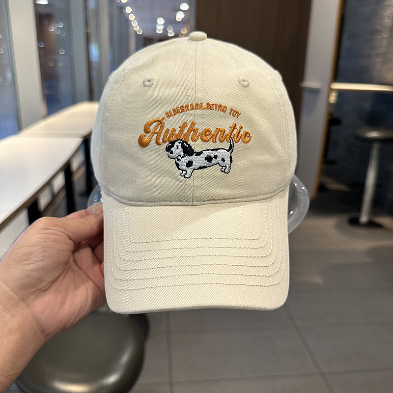 Sombreras de béisbol personalidad femenina letras de perro manchado bordado blando superior cara pequeña sombrero de primavera y verano pareja de calle universal