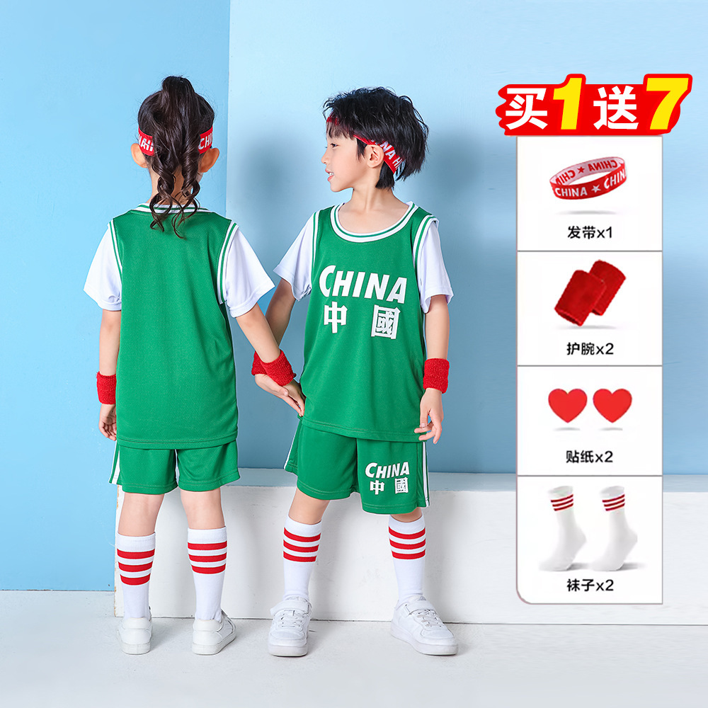 Trajes de baloncesto infantil falsificados al por mayor de dos piezas trajes deportivos fitness de manga corta logotipo de primavera y verano transpirable secado rápido