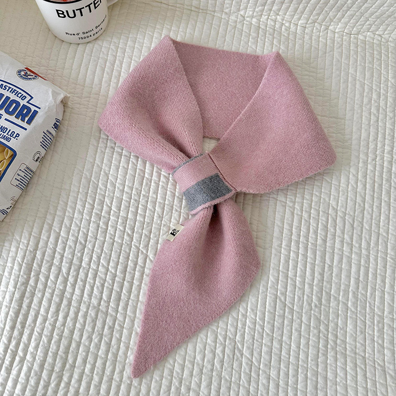 Bufanda pequeña de lana de punto para mujer Otoño e Invierno estilo coreano versátil protección del cuello perezoso perforado toalla del oído bufanda caliente del estudiante