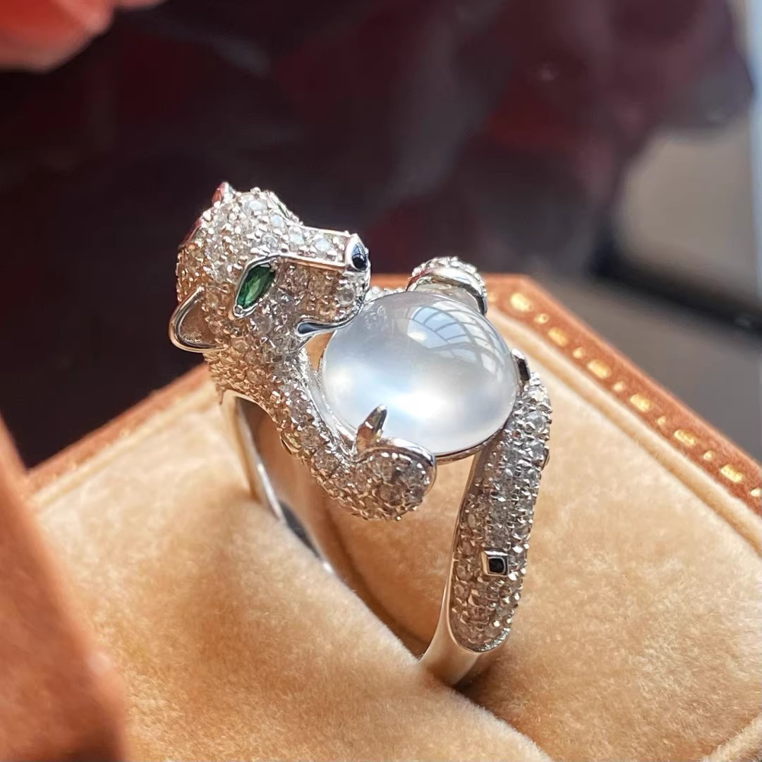 De alta calidad de espuma de agua de Calcedonia natural Jade leopardo colgante collar ágata cabeza de leopardo anillo de luz de lujo temperamento colorido traje del tesoro de las mujeres