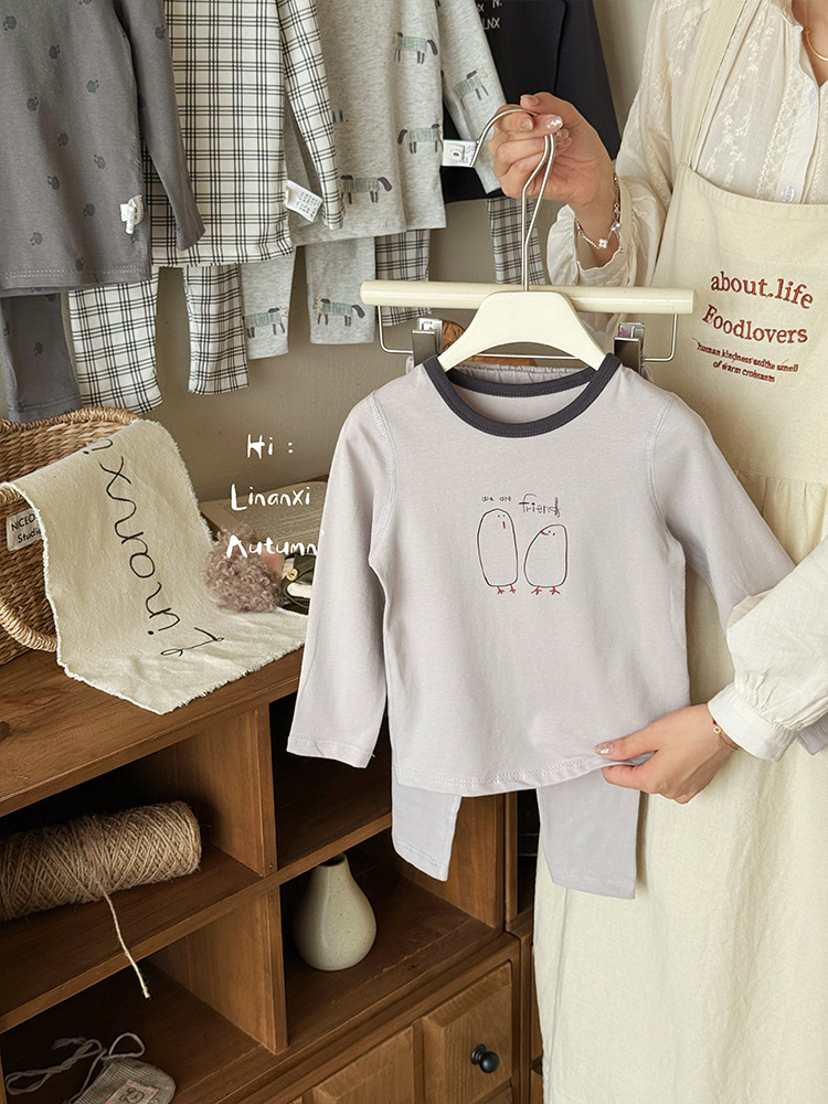 88050 秋の新作男の子パジャマ 2 点セット 2025 初秋ホーム服セット子供用パジャマ快適