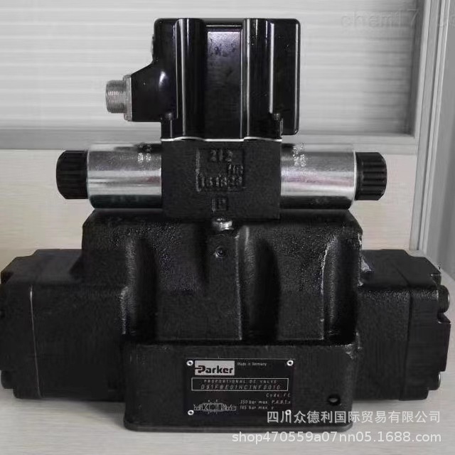 D31FCE01DC5NB70   派克比例阀