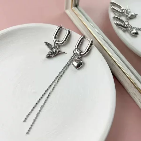 Niche Design Silver Hoop Earrings with Tassels, Long Heart-Shaped Pendant Earrings for Women, Versatile and Elegant with a High-End Feel