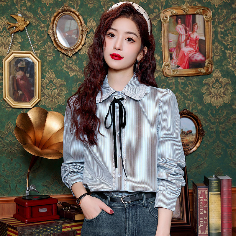 2025 Early Spring New Striped Shirt for Women, Velvet Tie Bow Shirt with Lace Splicing, Loose Fit