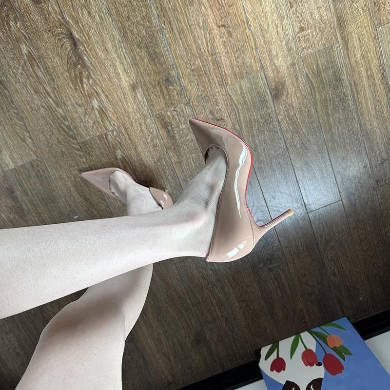 Mgg High-Heeled Shoes for Women 2024 New Spring and Summer Style Pointed Toe Stiletto Heel Side Cutout Lightweight Elegant Socialite Red Sole Professional Shoes