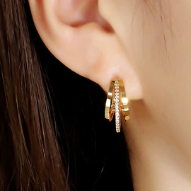 项链;耳钉;耳扣