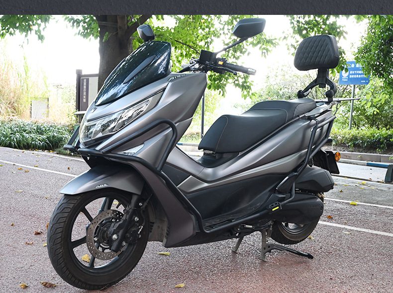 Suitable for Haojue Uhr150 Motorcycle Front and Rear Bumpers, Exhaust Guards, Folding Backrests, Racks, Anti-Fall Modifications