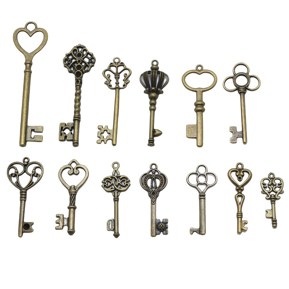 Amazon transfronteriza 50g bricolaje vintage clave decoraciones mixtas accesorios tamaño clave colgante