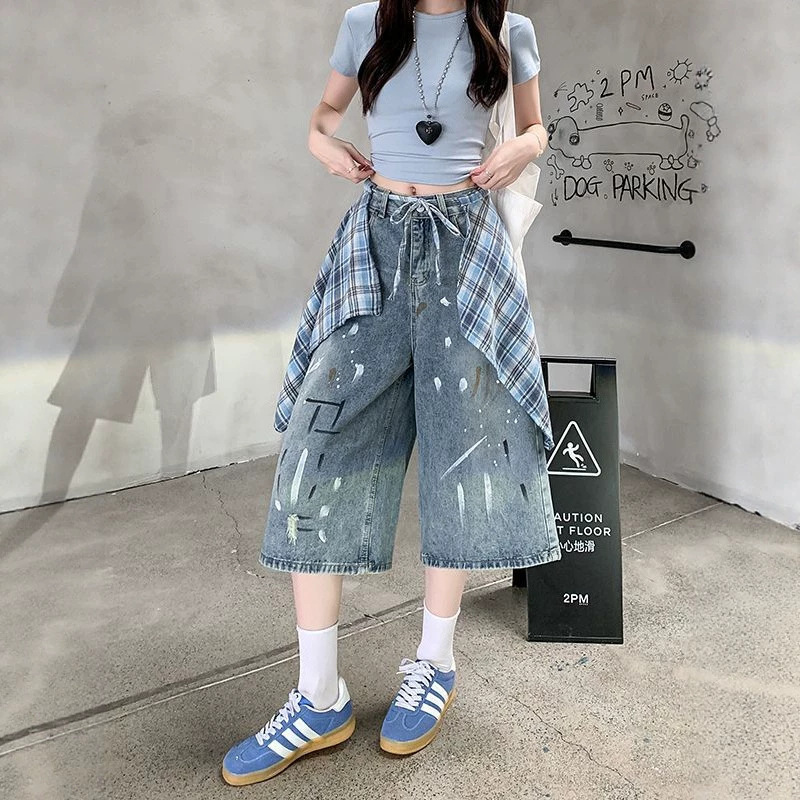 Contrast Color Plaid Skirt Hem with Splash Ink Design, Denim Capri Pants for Women, Slimming Loose Wide-Leg Denim Capri Pants for Women Contrast Color Plaid Skirt Hem with Splash Ink Design, Denim Capri Pants for Women, Slimming Loose Wide-Leg Denim Capri Pants for Women