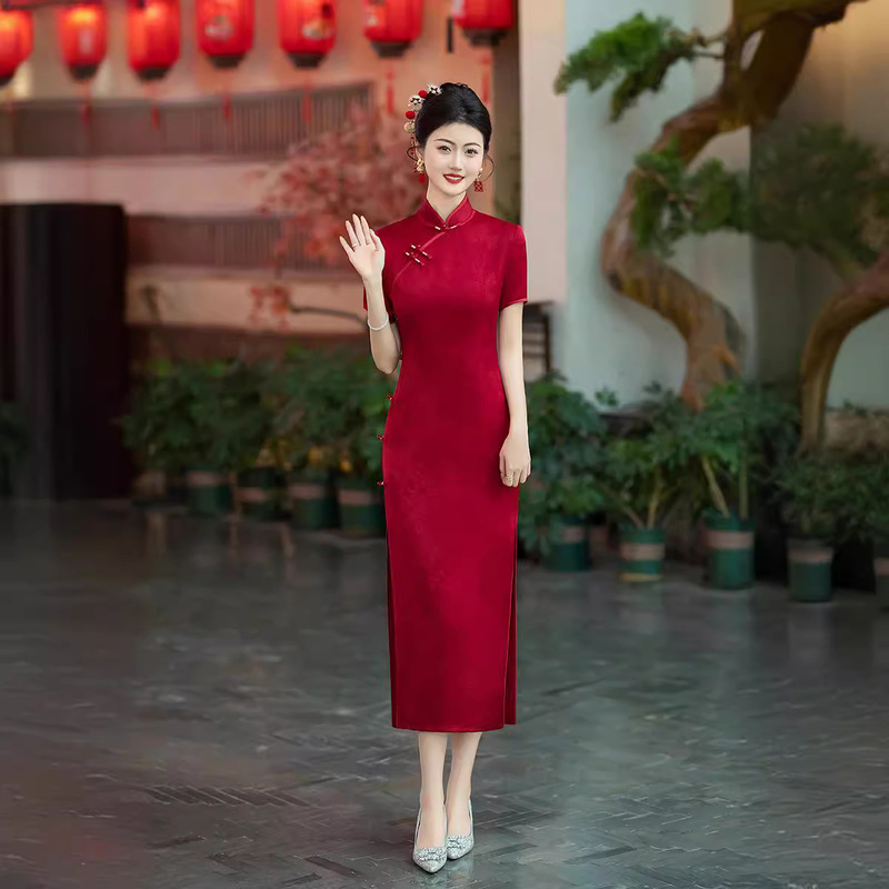 2025 Elegant Mother of the Bride Dress for Wedding Banquet, Summer New Style, Dignified and Graceful Dress 2025 Elegant Mother of the Bride Dress for Wedding Banquet, Summer New Style, Dignified and Graceful Dress