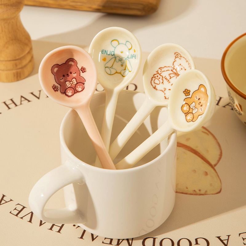 Cuchara de alto valor de dibujos animados simple cuchara de mango largo cuchara pequeña cuchara grande cuchara de postre cuchara de té de leche cuchara de red cuchara
