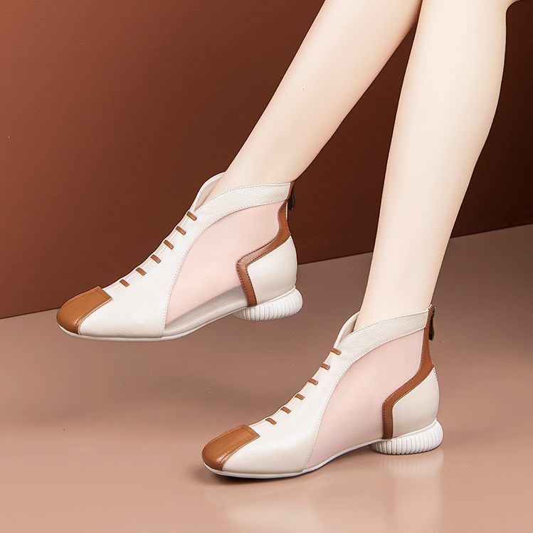 Fashionable sandals