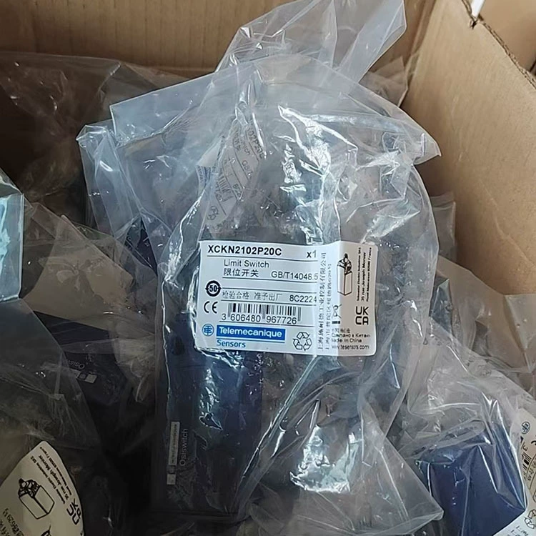 XCKN2102P20C/XCKN2910P20/XCKN2521P20/XCKN2108P20C Schnee/немецкий оригинал