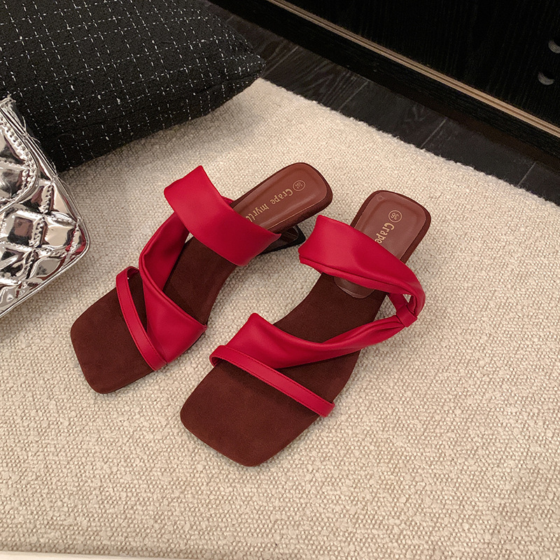 El nuevo tacón de verano de Grape Mom tiene 5,5 cm de altura ~ Temperamento cabeza cuadrada con punta abierta sandalias y pantuflas de cuña de tacón grueso mujeres