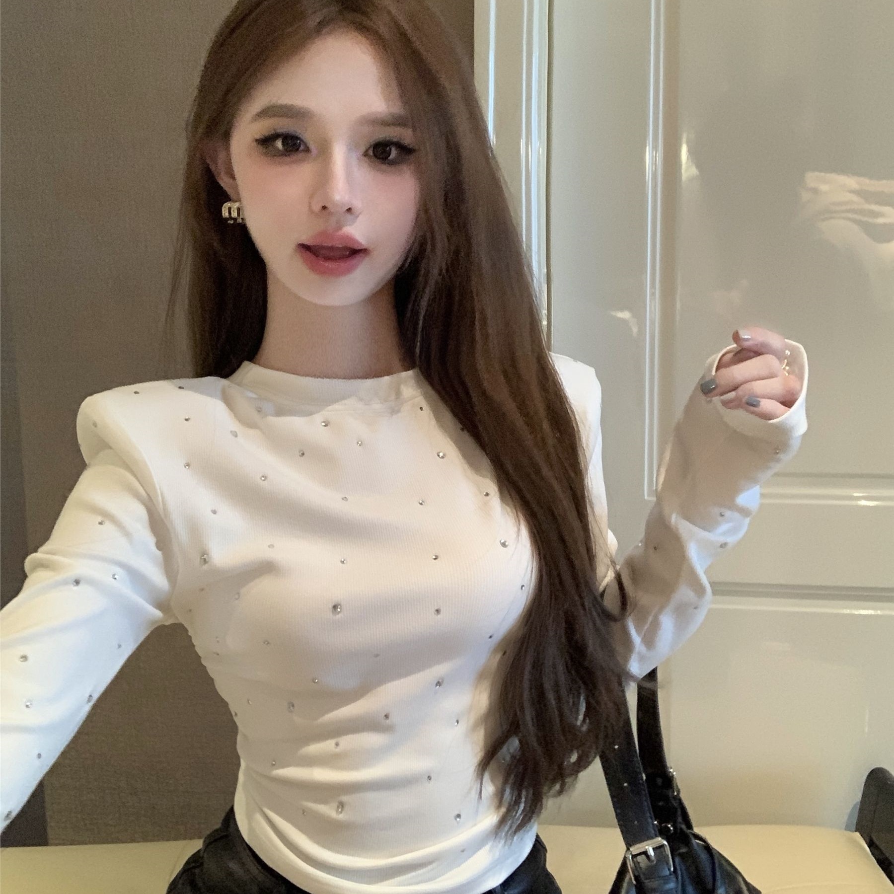 烫钻长袖打底T恤女秋秋冬新款设计感小众修身短款内搭上衣