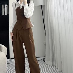 2025年春の服装はワイドパンツセットの女性ファッション気質減齢高級感通勤シャツの2セットを着た