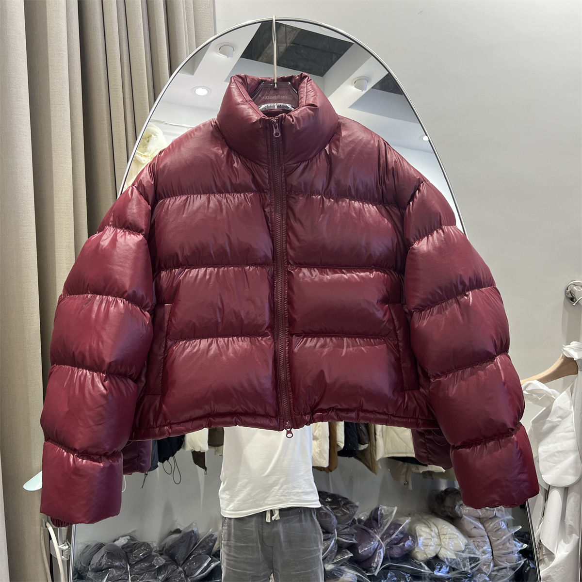 Giacca corta e calda da donna, giacca da donna con colletto alto, perlescente, spessa, calda, bianca, anatra, calda_voghion.com