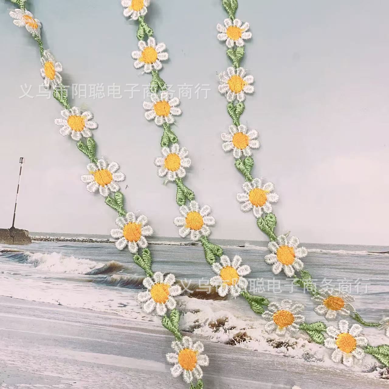 5.25三色八瓣花5