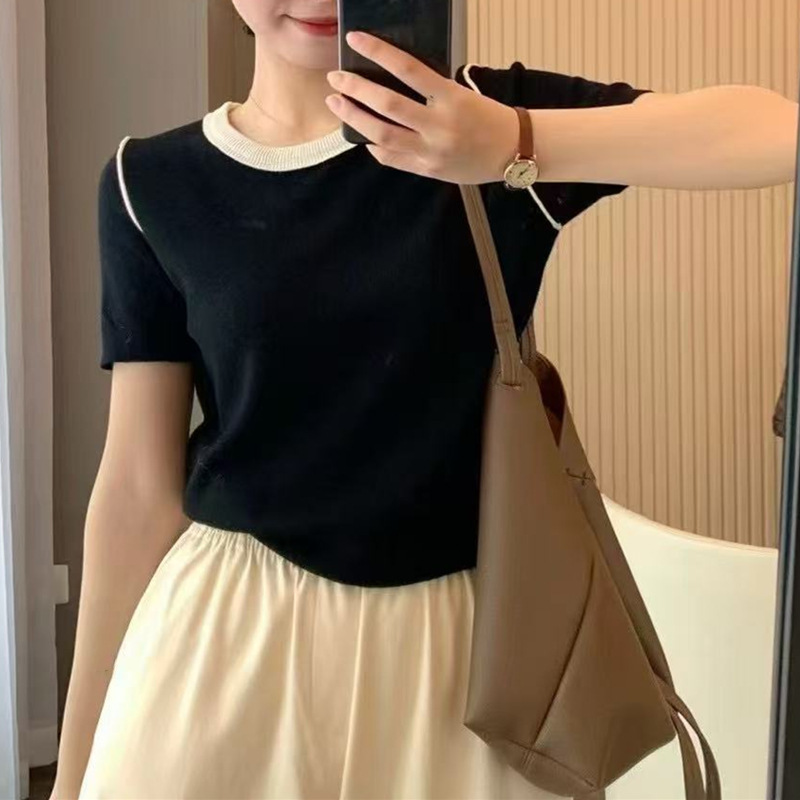 2025 estilo occidental de verano con camisa de fondo delgada y delgada, cuello redondo de color de contraste coreano, suéter de manga corta de todo fósforo para mujer image 8