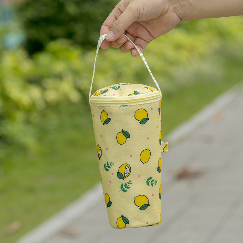 子供用ウォーターカップストラップネットバッグポータブル飲料ボトルストラップ屋外魔法瓶カップミルクティーカップカバークロスボディで持ち運べます|undefined