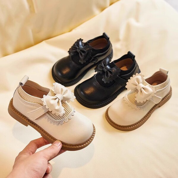 Black fashionable shoes English style for students made of soft…