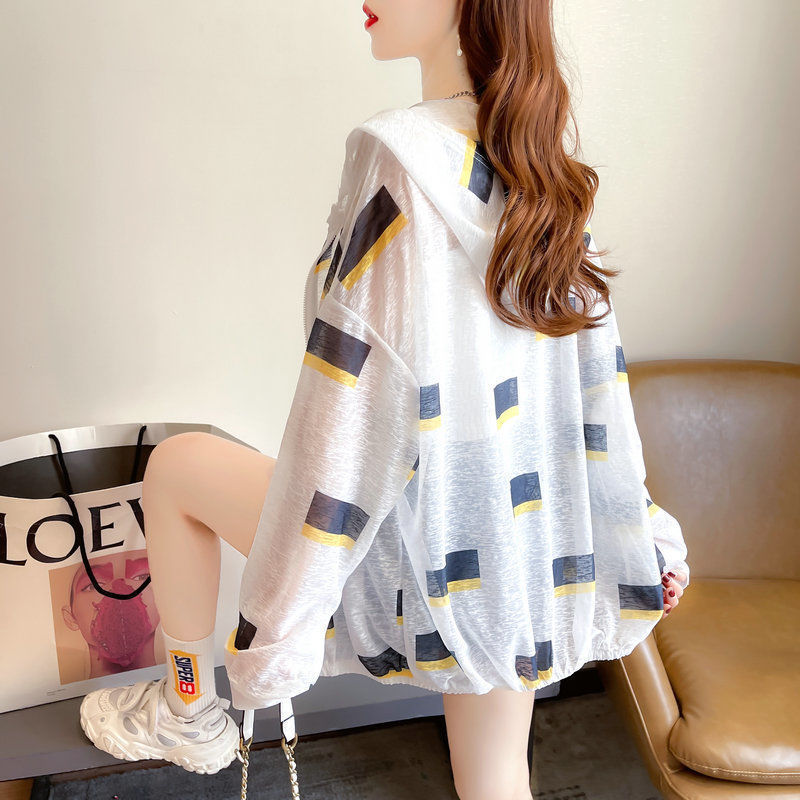 Hooded Ice Silk Sun Protection Clothing Women's Summer Cardigan Thin Outer Wear Loose Breathable Outdoor Cycling Sun Protection Clothing Jacket Trendy