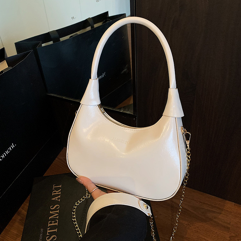 Ins ultra fuego bolso rojo bolso de mujer 2025 bolso de mano de mujer nuevo bolso de brazo simple bolso de hombro