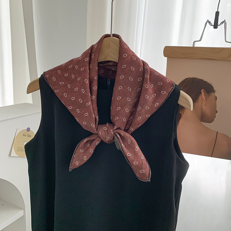 Bufanda de seda, bufanda cuadrada pequeña, nueva flor de anacardo, bufanda de seda de imitación, protección para el cuello de alta calidad, bufanda, chal, diadema