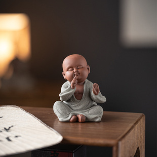 Chinese Zen-Inspired Creative Tea Pet Ornaments Featuring Three Little Monks, Suitable for Raising Cute Little Monks, Tea Table Decoration