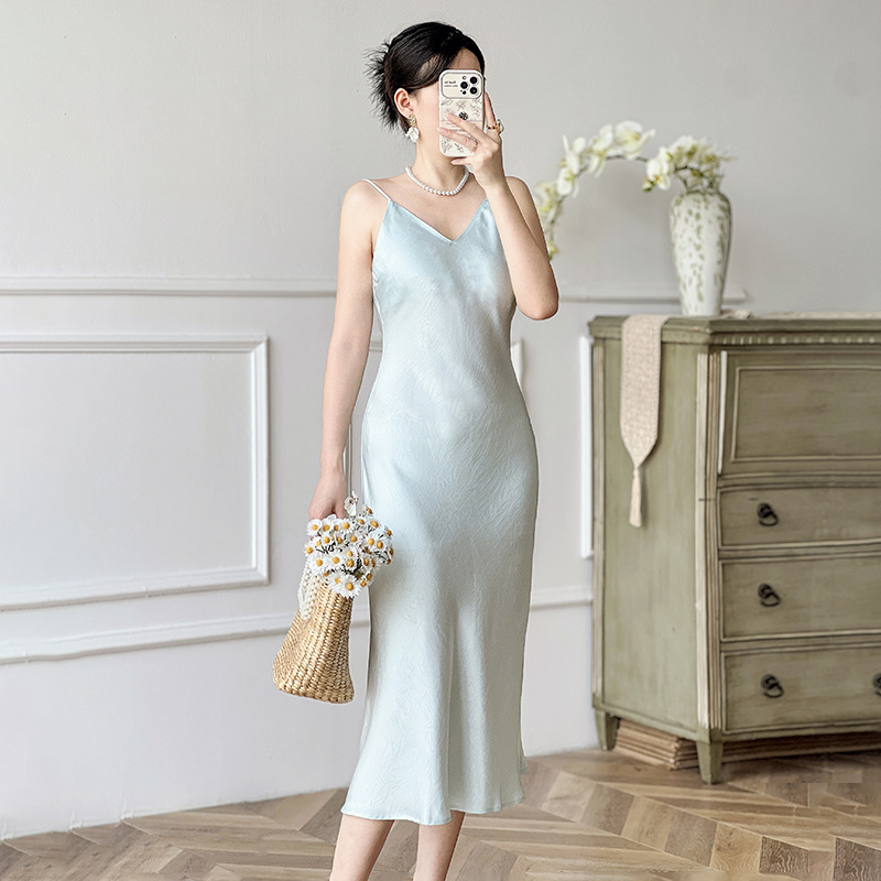 2412201 - Màu xanh da trời
