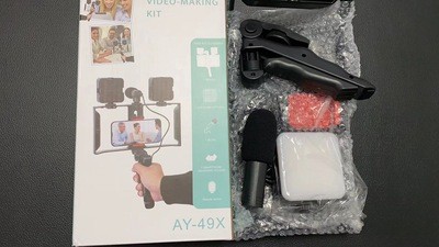 Mini luz de relleno de carga compacta, soporte de disparo para teléfono móvil, luz de relleno de video corto, luz de tofu en vivo selfie