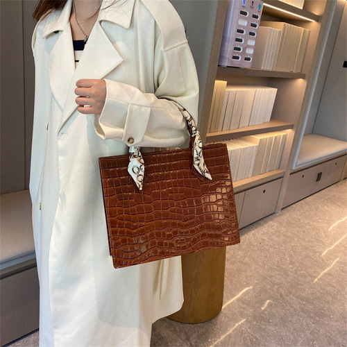 Bags for Women  Winter New Fashion Simple Crocodile Pattern Handbags Casual Large Capacity Tote Bags for Women