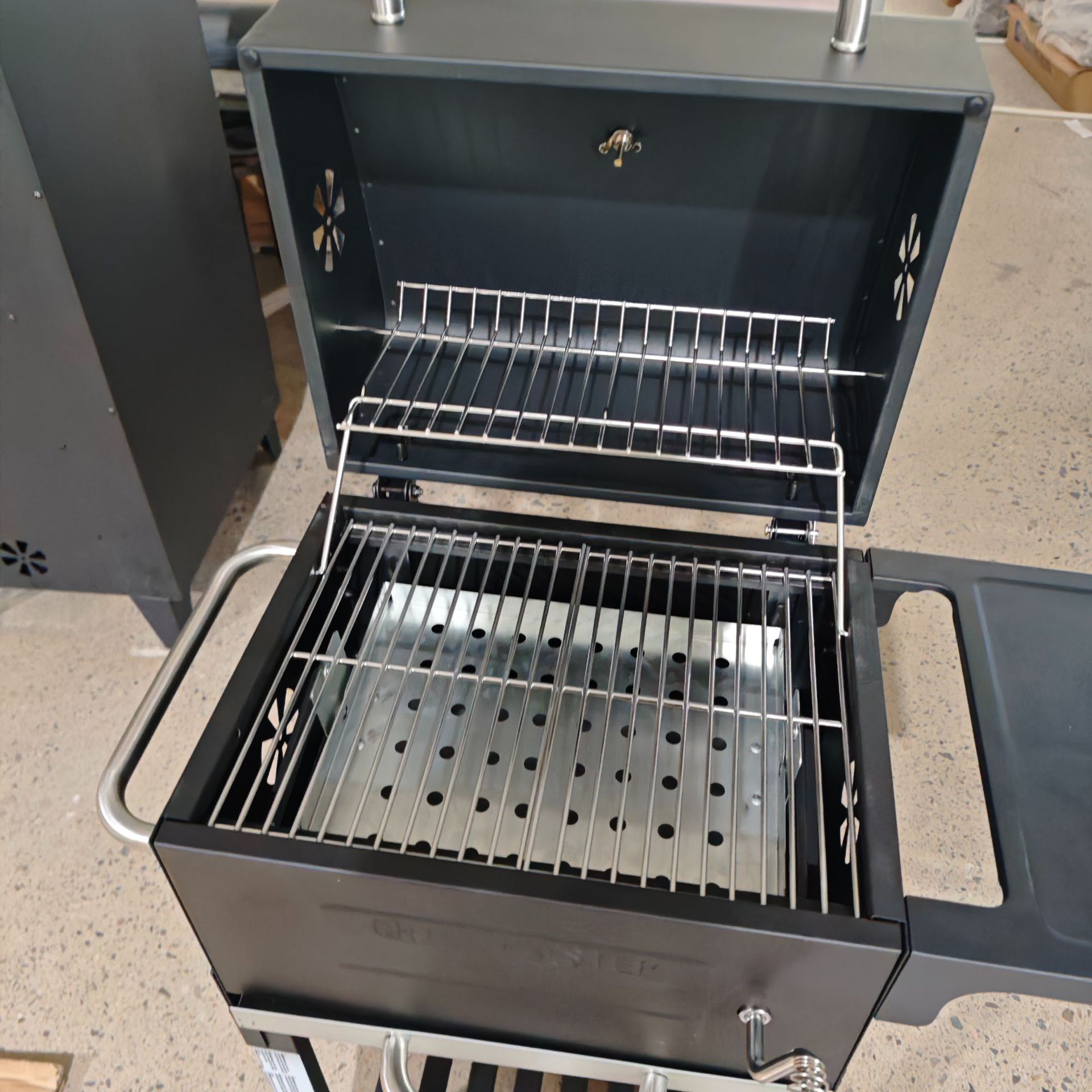 Hogar de estilo europeo patio fumigado horno de barbacoa familia amigos cena barbacoa chimenea portátil al aire libre parrilla de barbacoa cuadrada